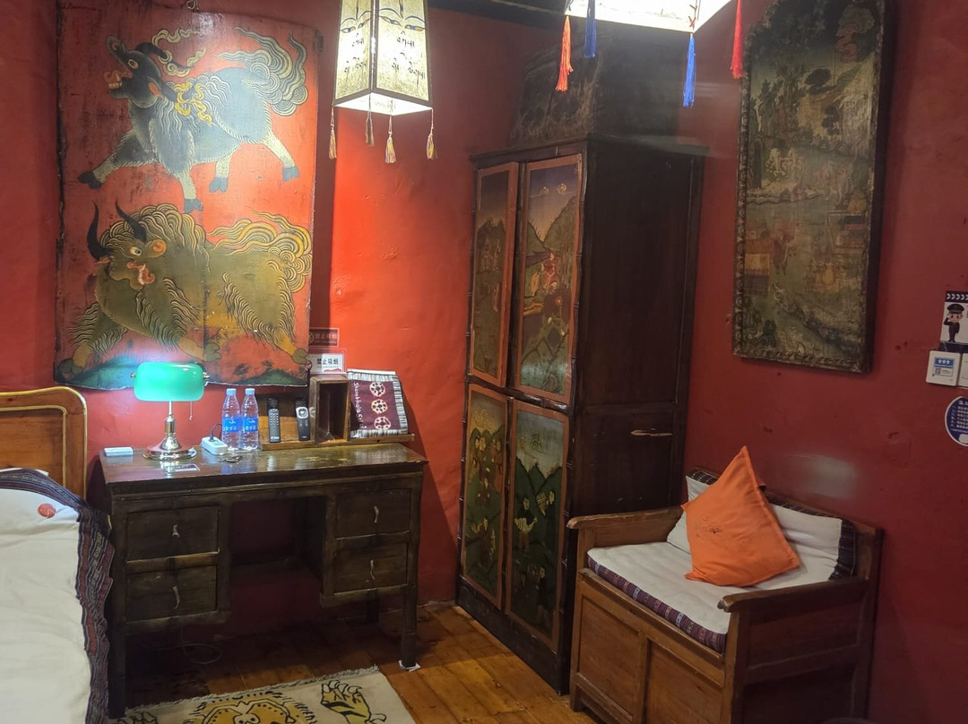 拉萨卓玛拉宫旅馆主图