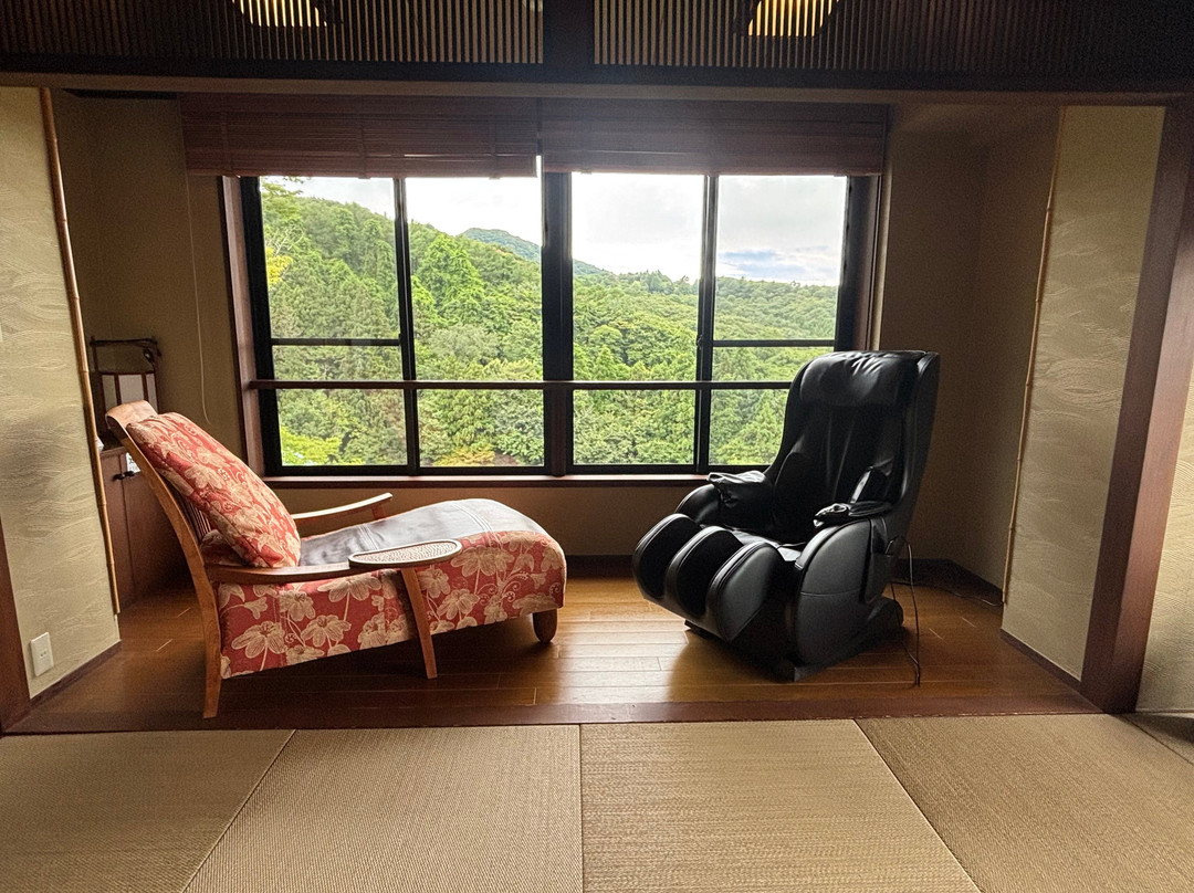 岸权旅馆主图