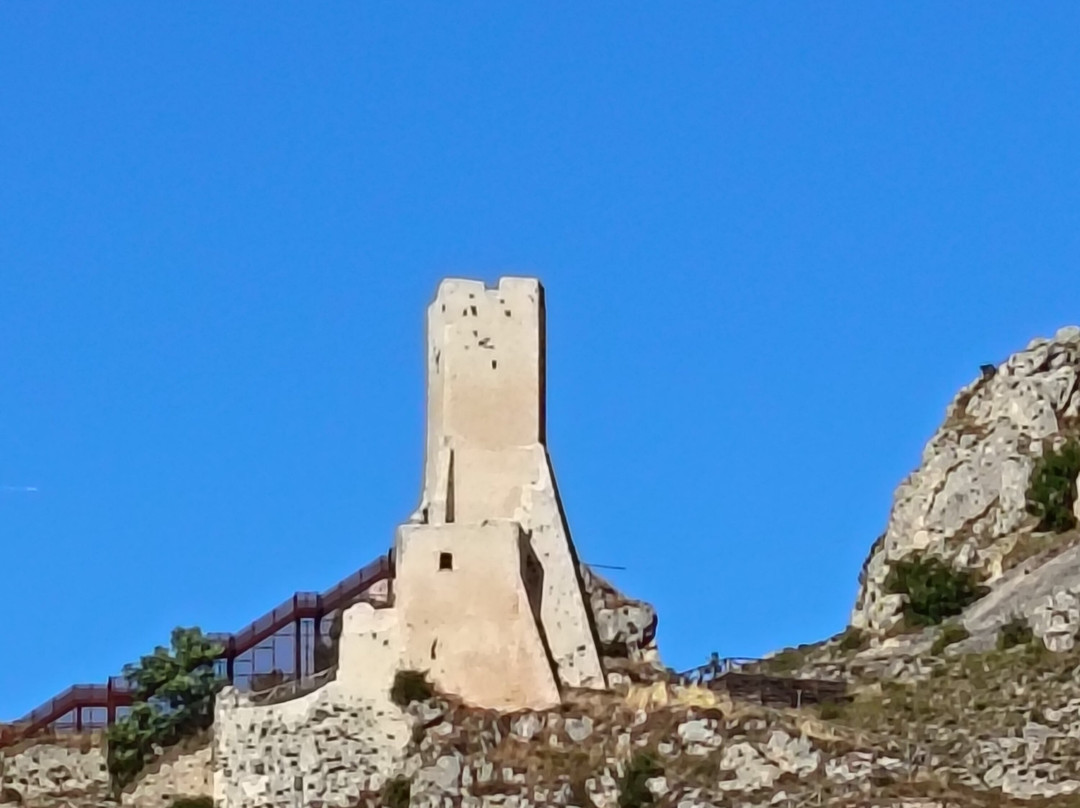 Castello di Pescina-Pescina必去景点
