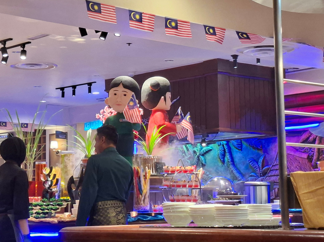 纳闽帝盛君豪酒店主图