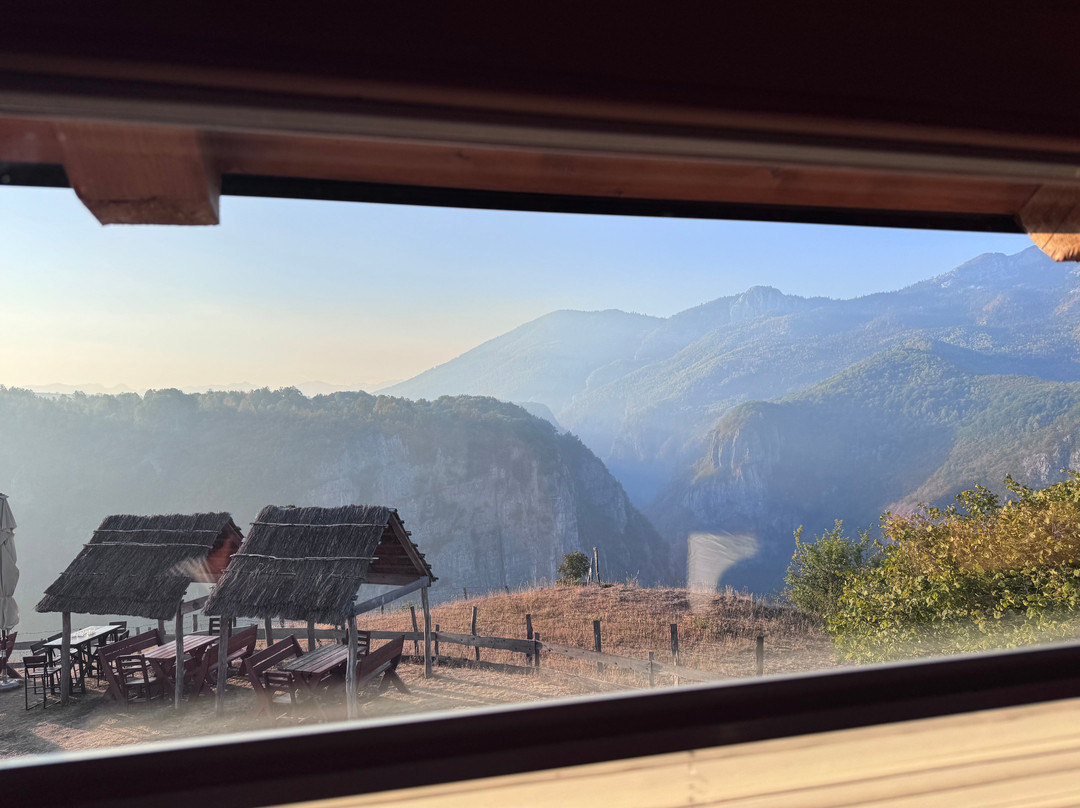 Eco Lodge Eagle's Nest