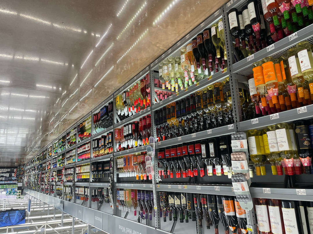 Walmart Supercenter-Newburgh必去景点