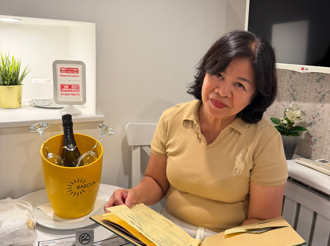 卡罗尔花园酒店主图