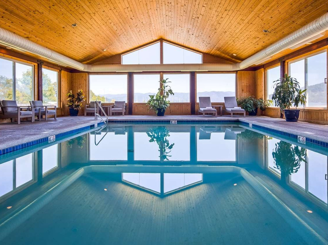 Best Western Edgewater Resort主图