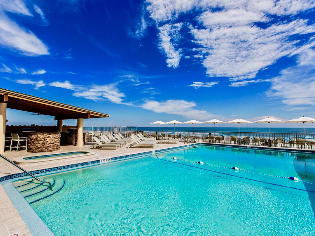 Georgian Inn Beach Club