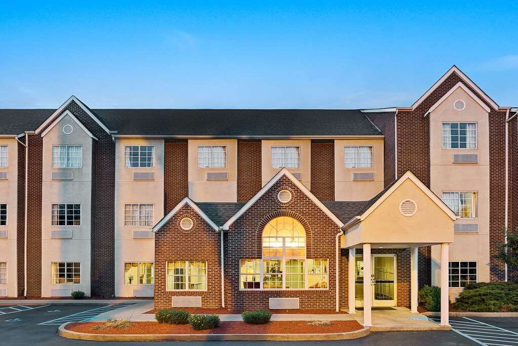 Microtel Inn & Suites By Wyndham Florence/Cincinnati Airpo