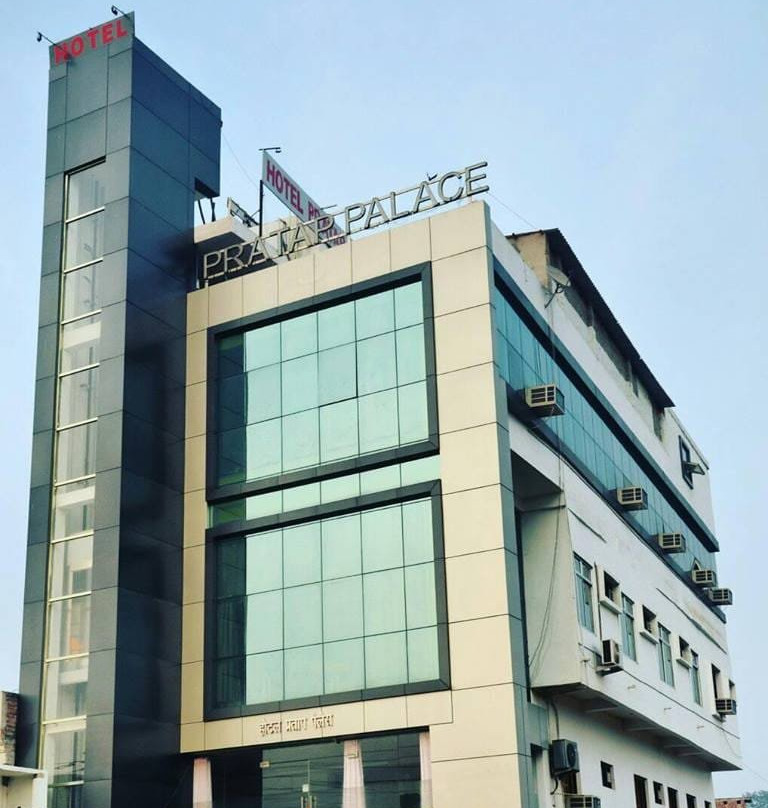 Hotel Pratap Palace