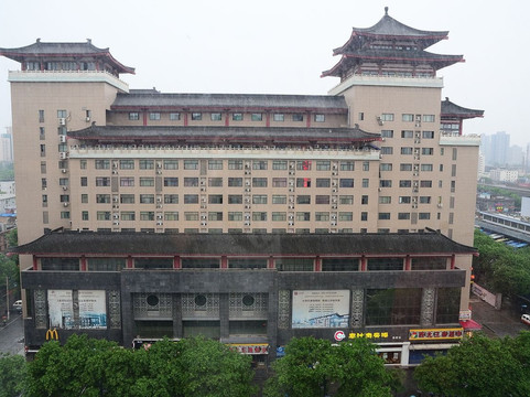 西安阳光国际大酒店（西安火车站五路口地铁站店）主图