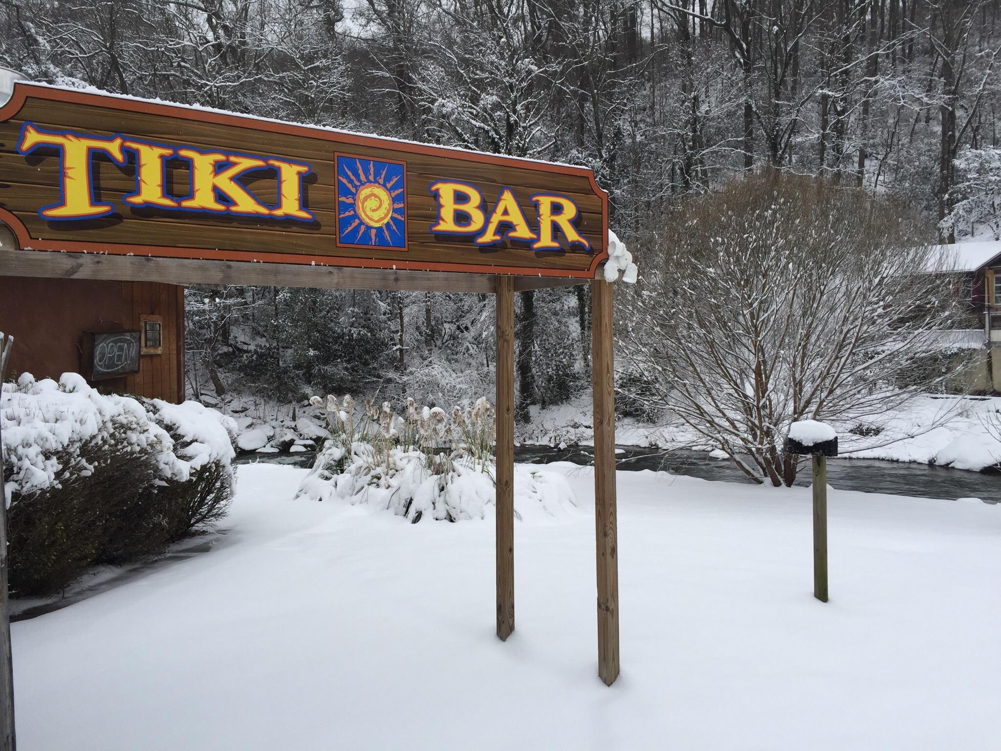 Geneva Riverside Lodging-官方