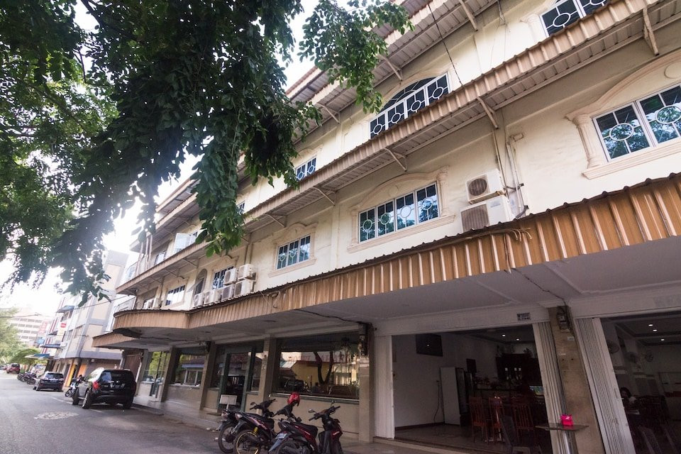 OYO 1223 Hotel Bahari