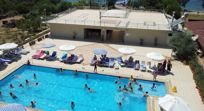Akbuk Plus Hotel