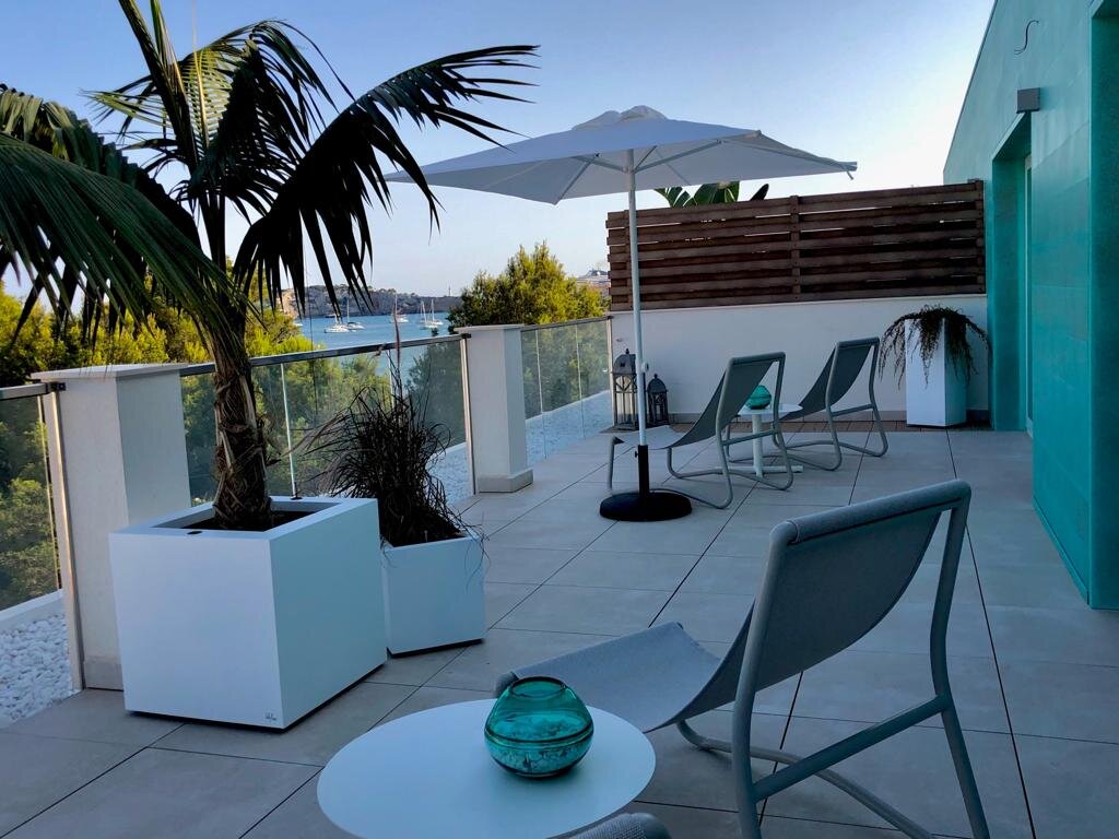 卢克斯岛酒店-官方