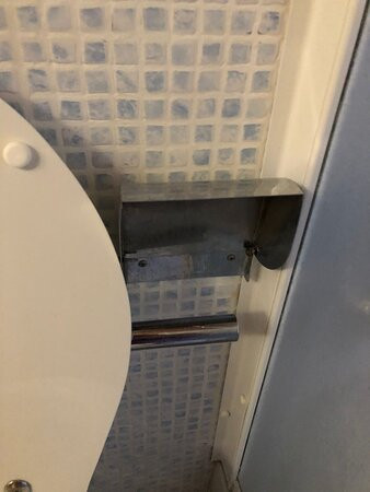 迪里昂尼娜城堡酒店主图