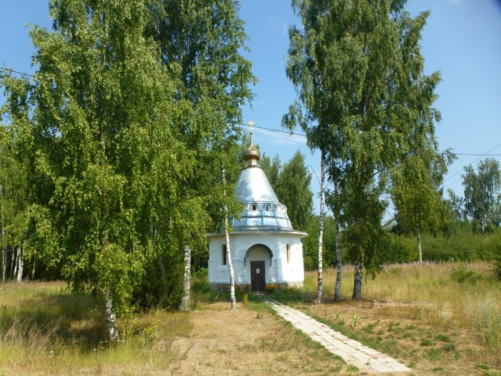 Lunevo. Chapel of Alexandra of Rome in memory of the victims of the 1984 tornado景点图片