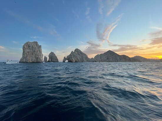 All Ways Cabo Boats-卡波圣卢卡斯必去景点