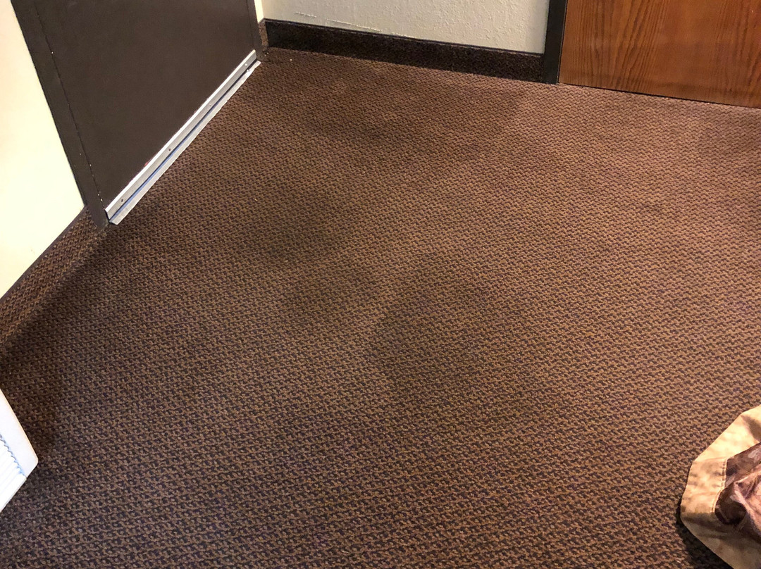 Greenlight inn & Suites主图