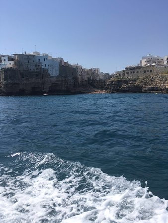 Dorino Gite in Barca-波利尼亚诺阿马雷必去景点