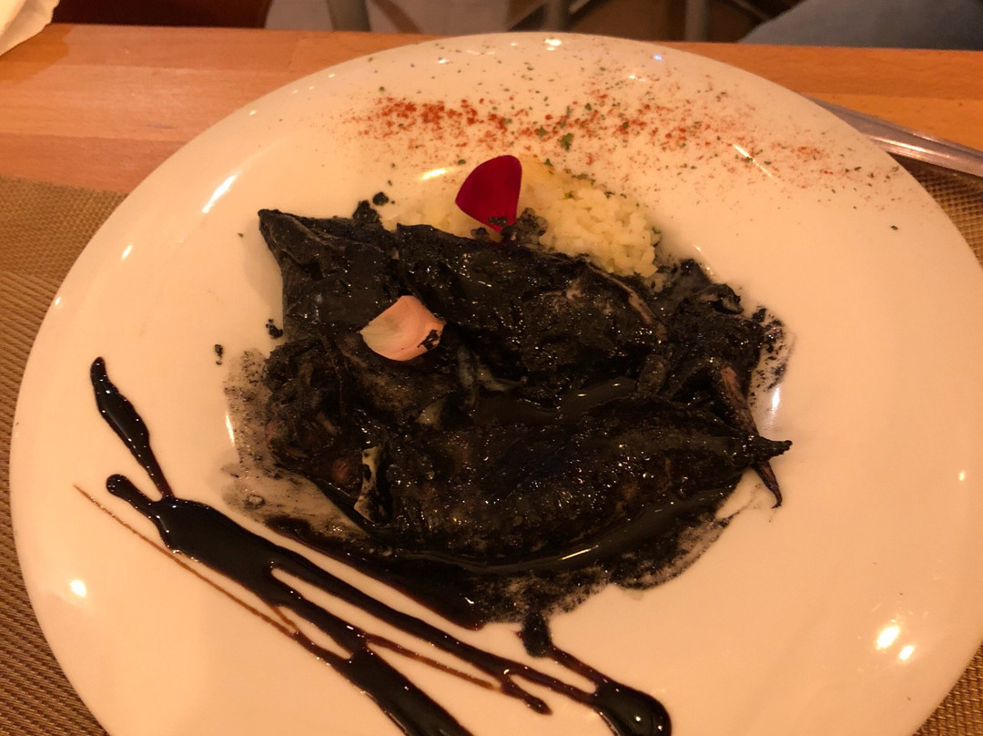 Hotel 105 Bar and Grill主图