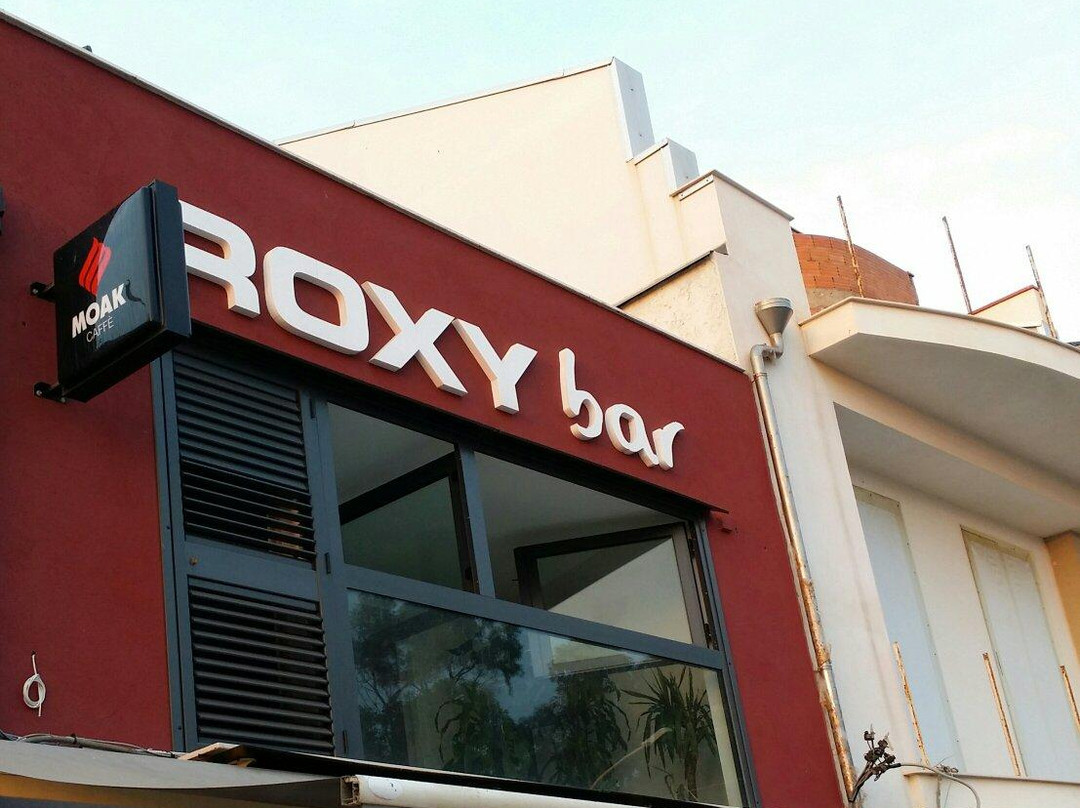Roxy Bar