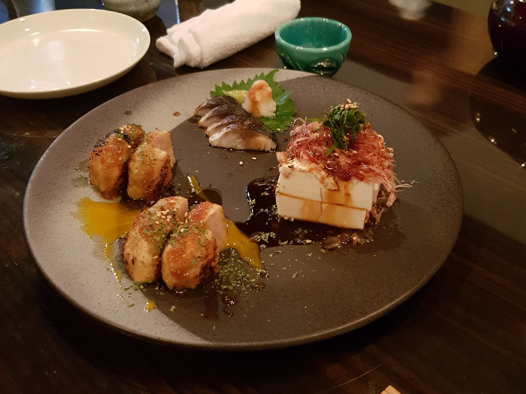 ダイニングバー不二