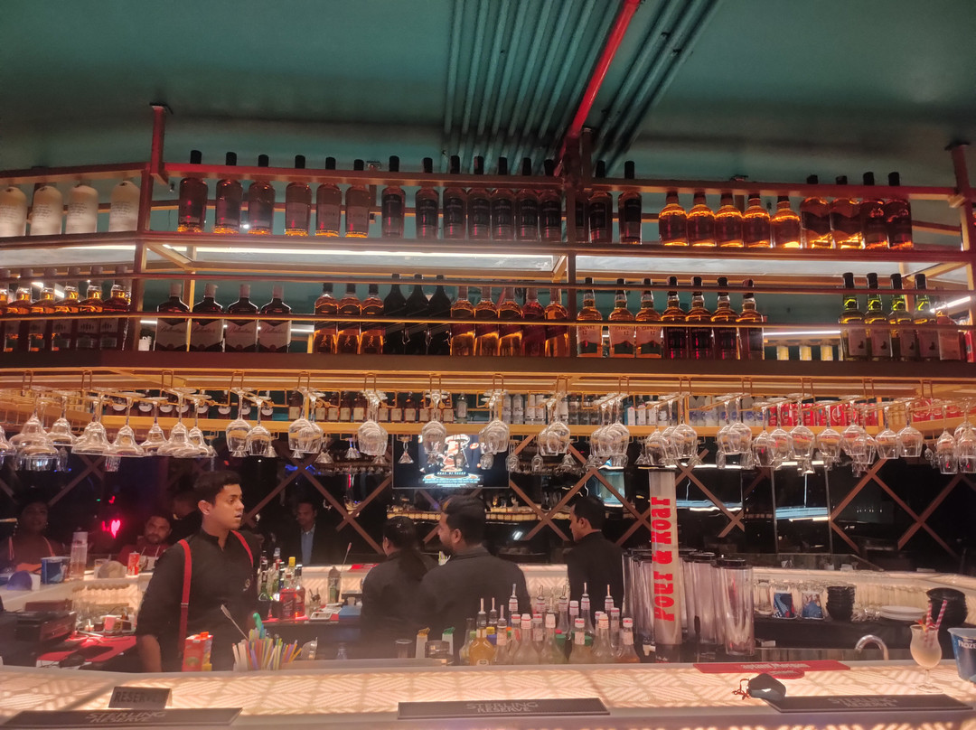 Double Down Pub & Bar