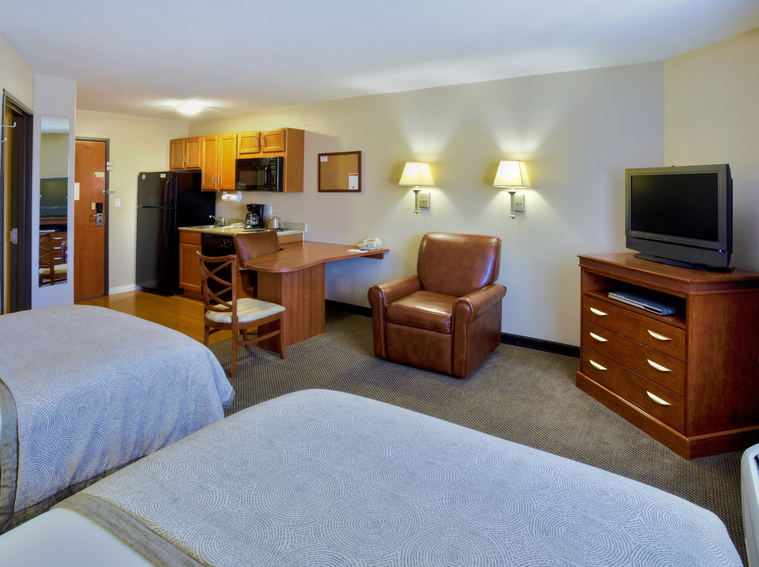 Candlewood Suites 基林 by IHG主图