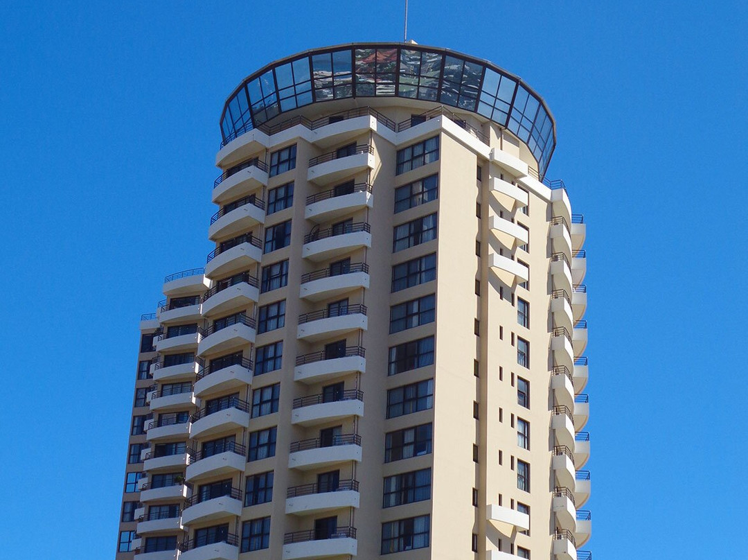 诺美亚华美达广场酒店主图