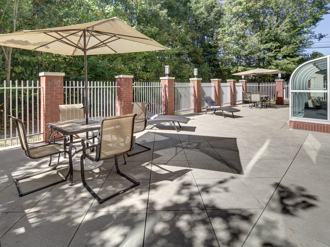 Holiday Inn Express & Suites Emporia By IHG主图