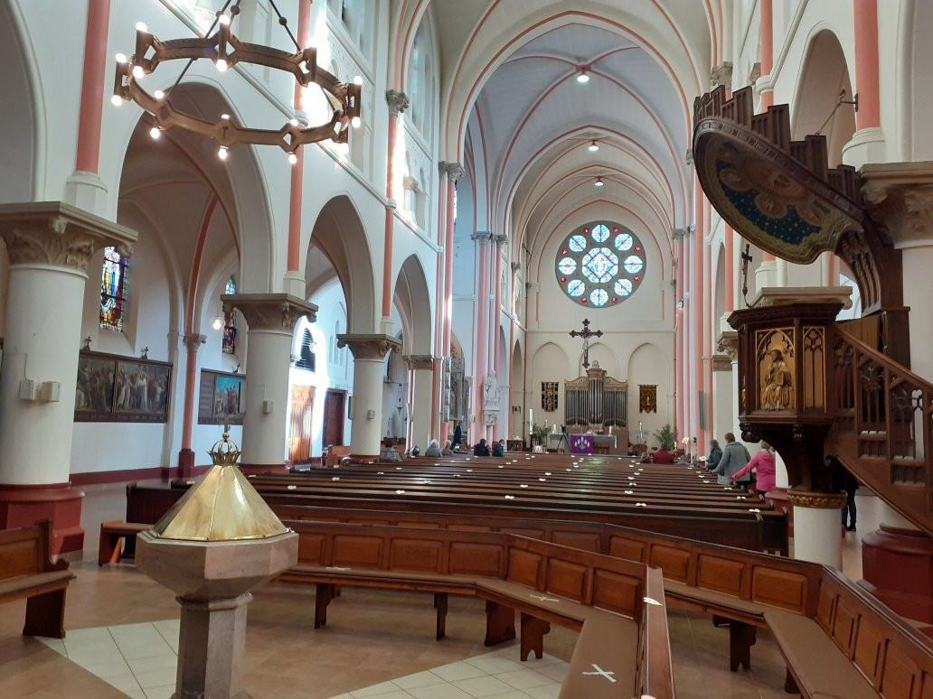 Sint Barbarakerk景点图片