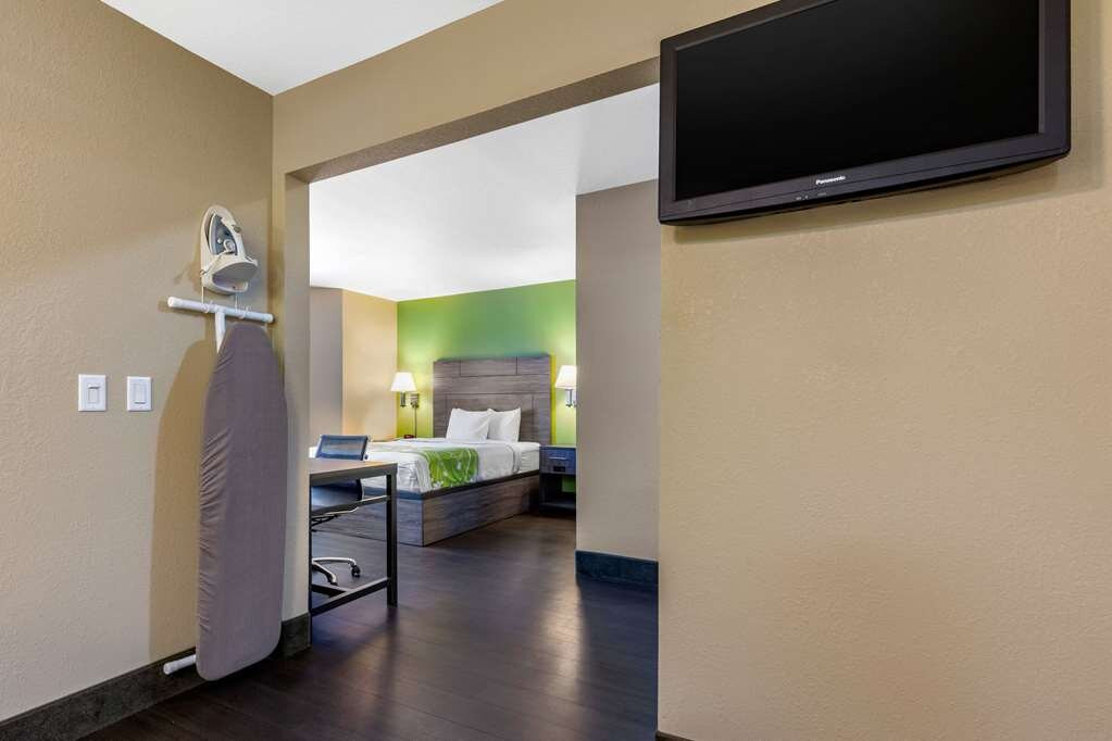 罗德威酒店主图