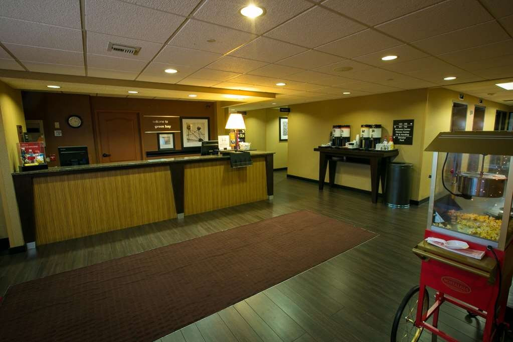 格林湾希尔顿恒庭酒店主图