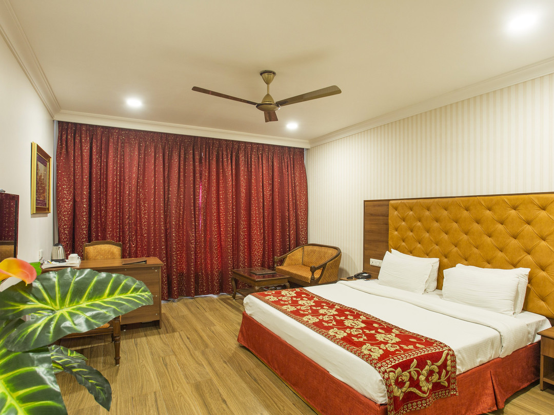 Hotel The Grand Regency主图