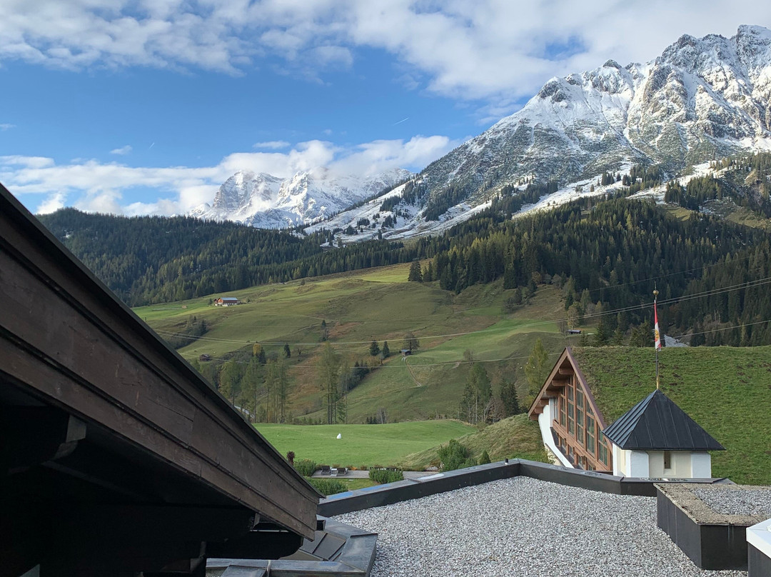 乌格瑟尼酒店主图