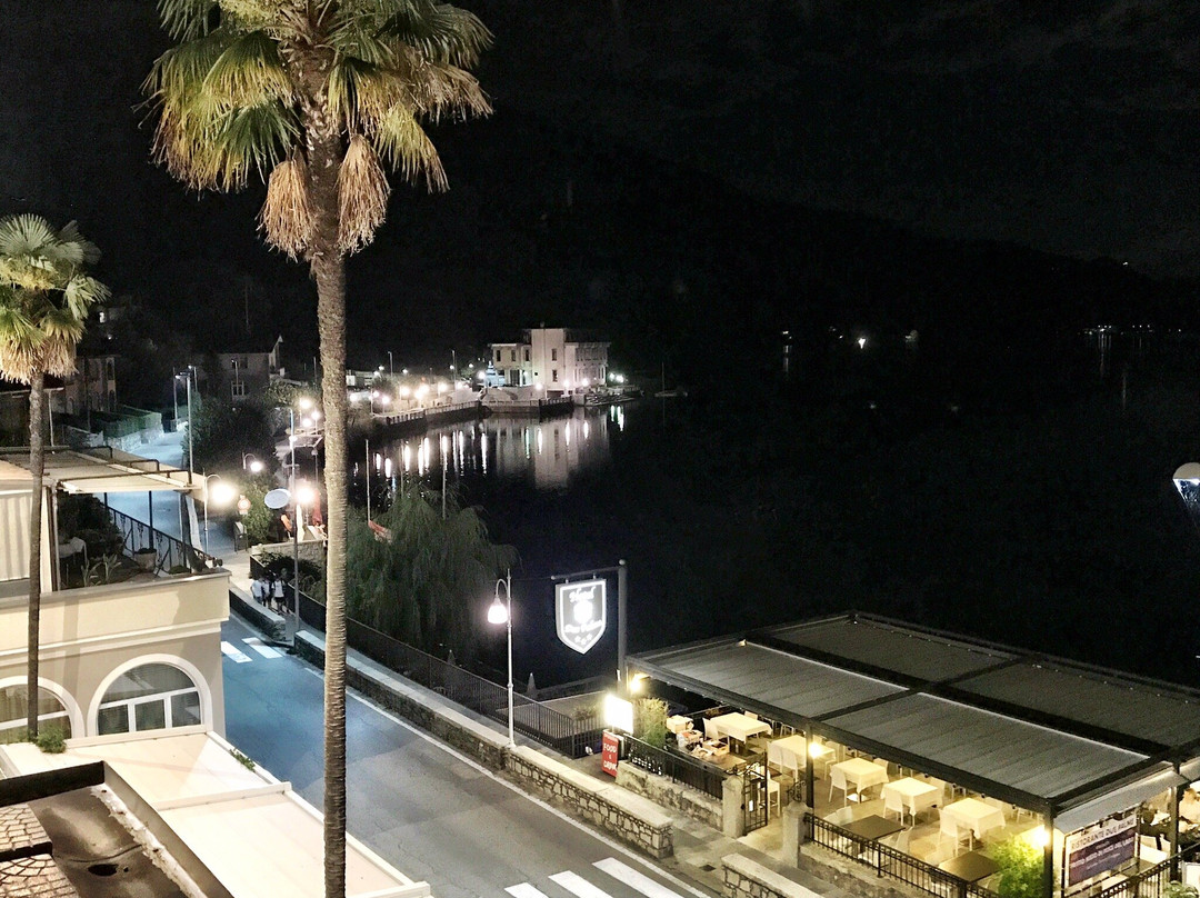 都耶帕尔梅酒店主图