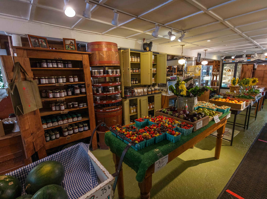 Jones Farm景点图片
