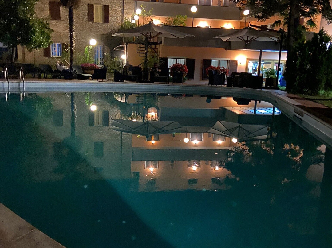 吉奥公园酒店主图