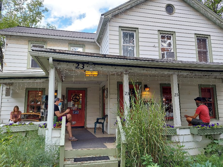 Mirabai Books-Woodstock必去景点