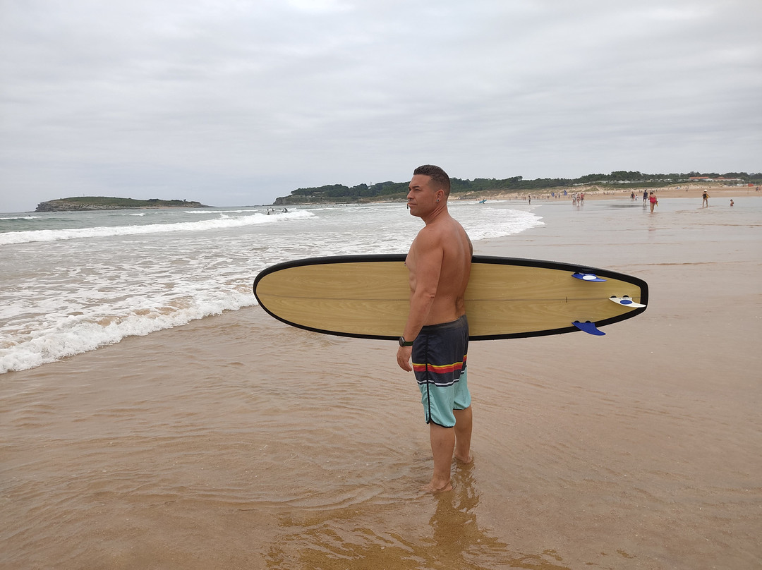 Latas Surf House主图