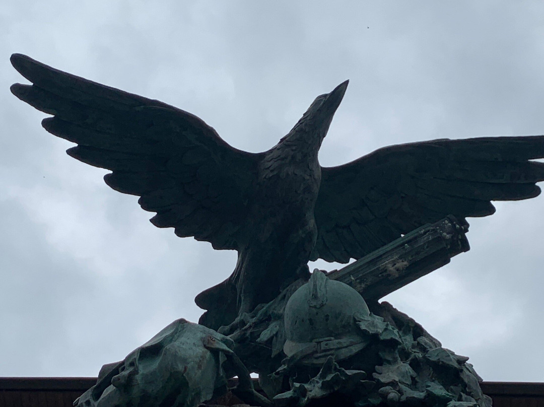 Monumento ai Caduti di Comabbio-Comabbio必去景点