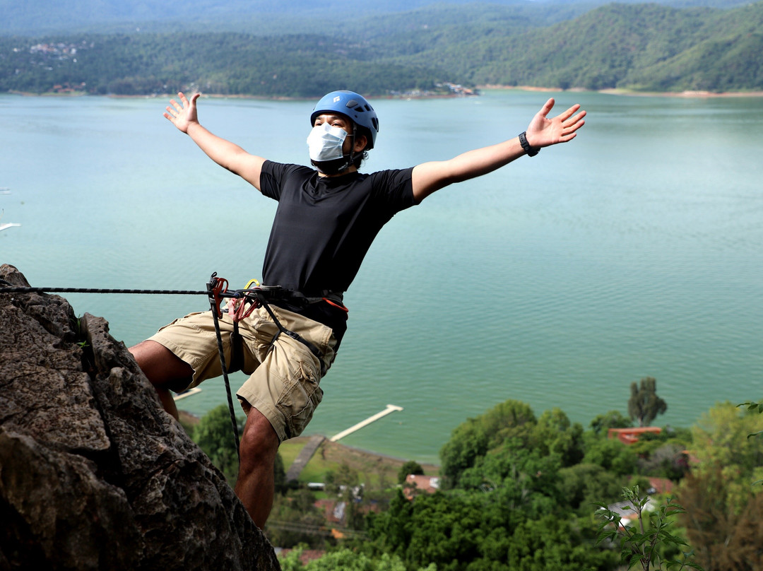 Bravos Climbing-巴耶－德布拉沃必去景点