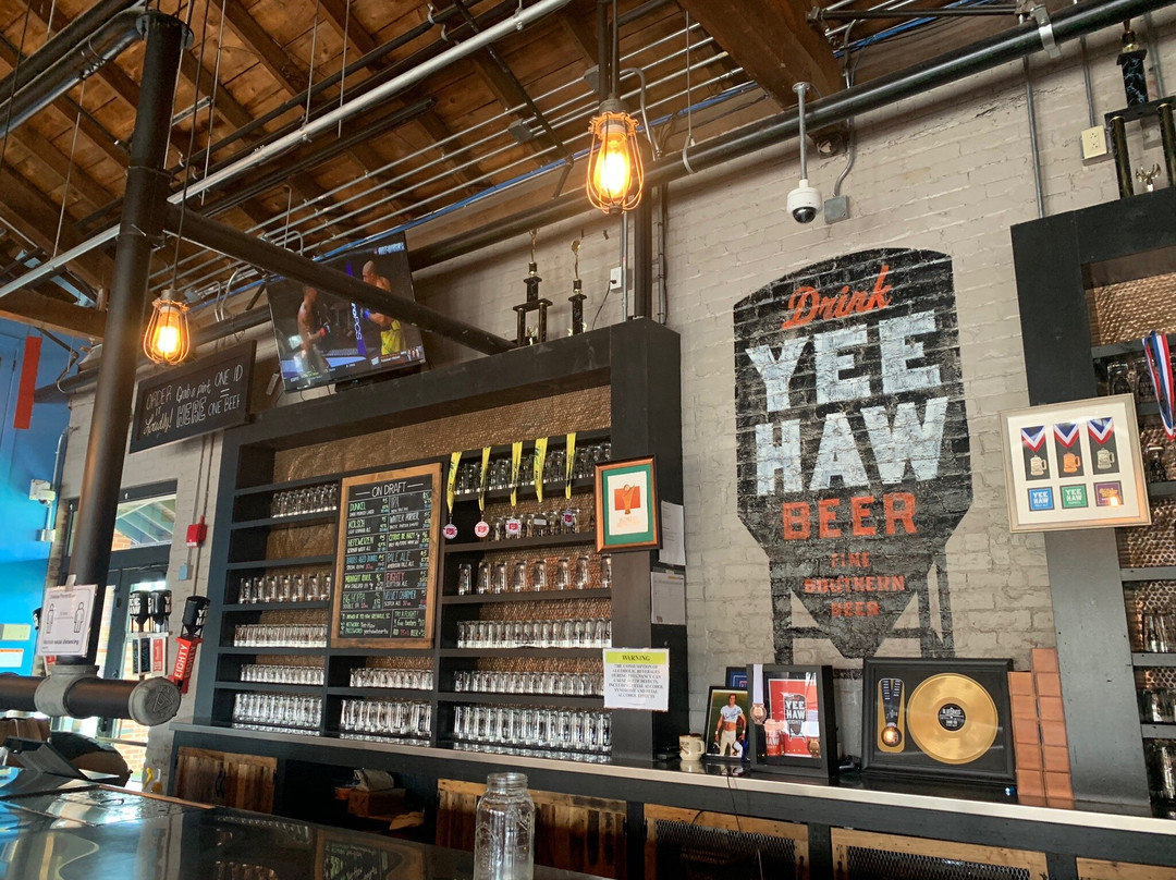 Yee Haw Brewing Co.-约翰逊城必去景点