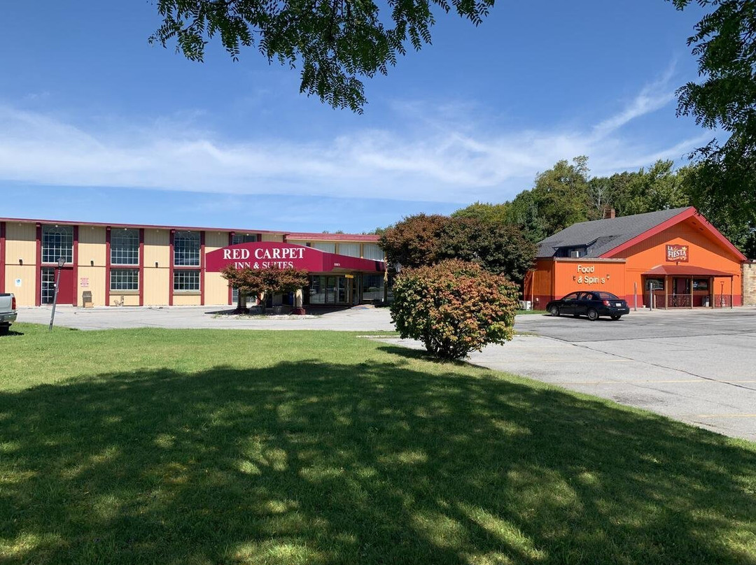 Red Carpet Inn & Suites Ebensburg
