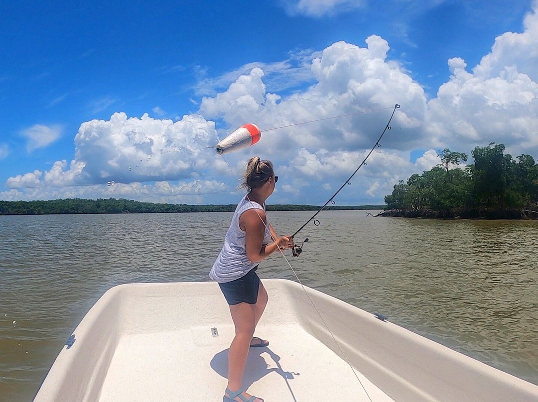 Native Tours & Fishing Charters-大沼泽地必去景点