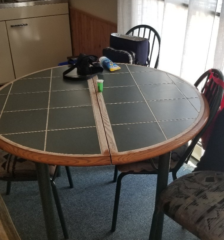 Salty Surf Inn主图