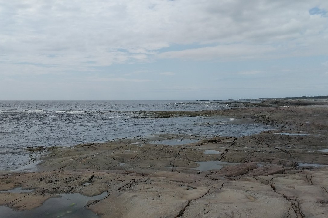 Maison de la Chicoutai-Riviere-au-Tonnerre必去景点