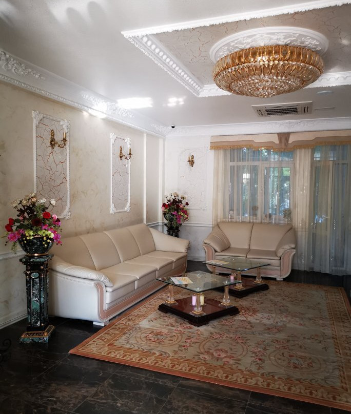 Krasnyy Sad酒店住宿-Goluboe Ozero