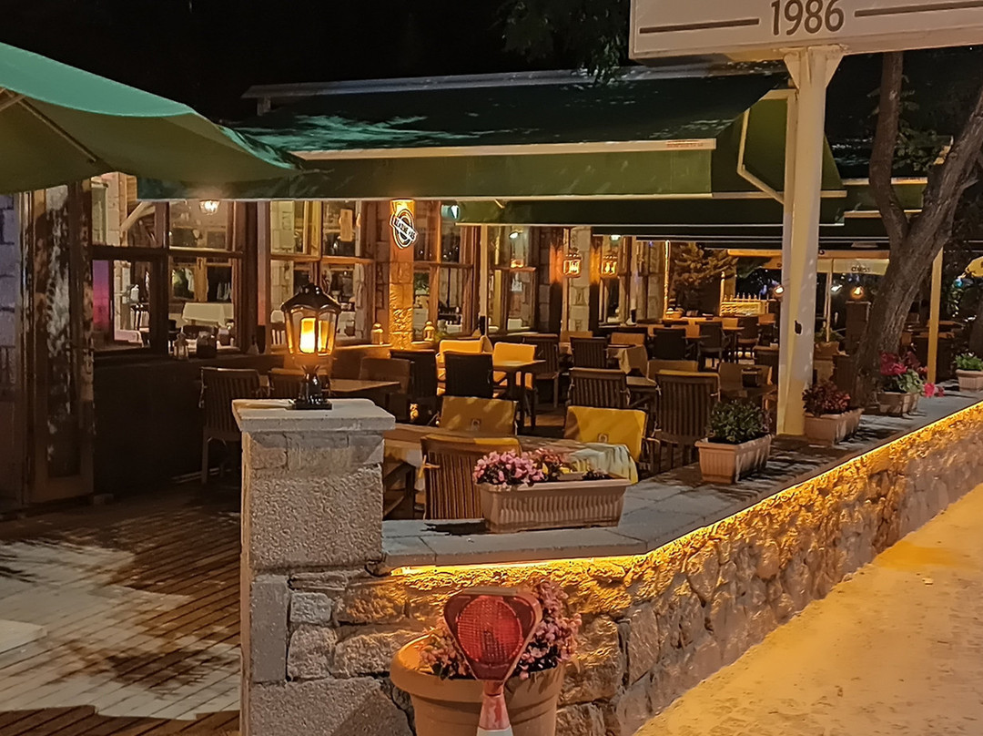 Assos Hunters Hotel (Special Class)主图