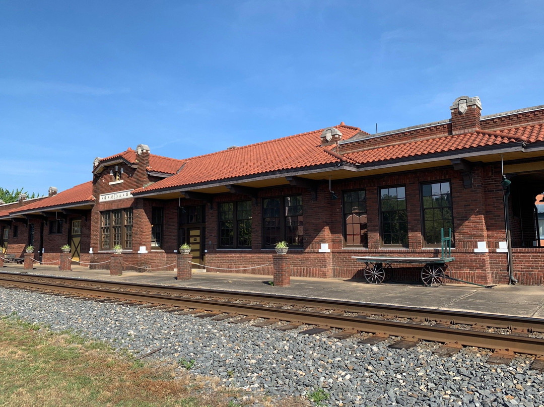 Mena Kansas City Southern Depot景点图片