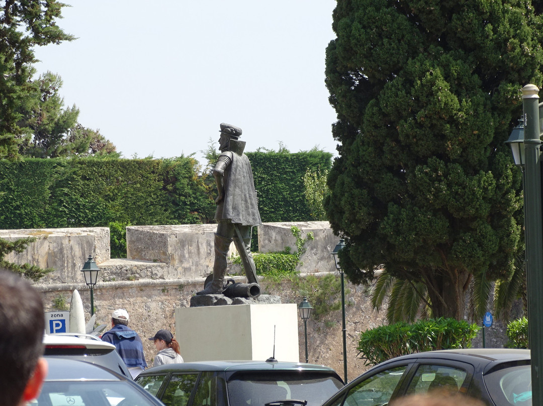 Estatua de D.Diogo de Menezes-卡斯凯什必去景点