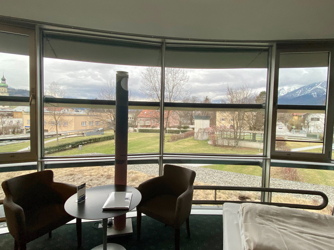 Parkhotel Hall主图